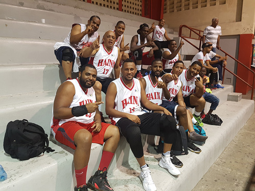 Arranca Torneo de Baloncesto Amistad 2017