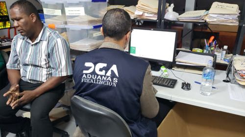 La institución mantiene fiscalización que comprende tanto los controles en la zona primaria aduanera, puertos y aeropuertos