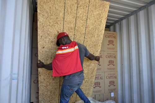 Aduanas se incauta Contrabando de 8 Millones de Cigarrillos en Puerto Haina Oriental