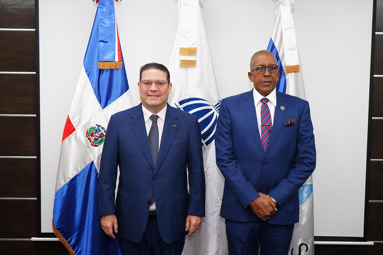 DGA fortalece sus controles internos junto a Contraloría